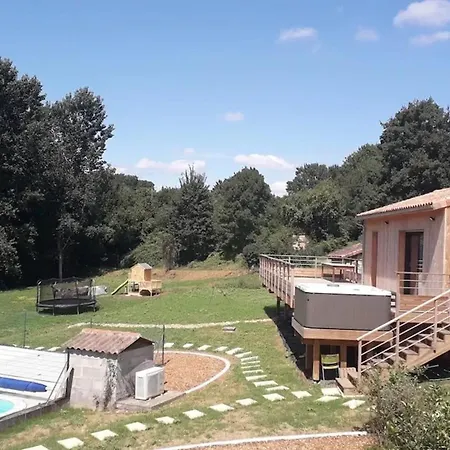 Ferienhaus Charmante maison avec piscine à Chalandray, 25 m² Chalandray