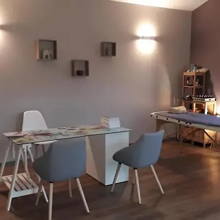 Ferienhaus Charmante maison avec piscine à Chalandray, 25 m² 3*