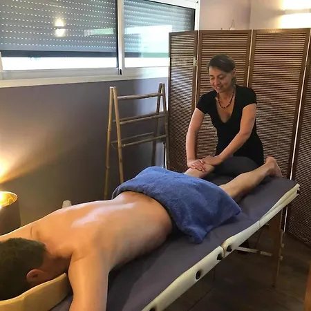 Ferienhaus Charmante maison avec piscine à Chalandray, 25 m² 3*