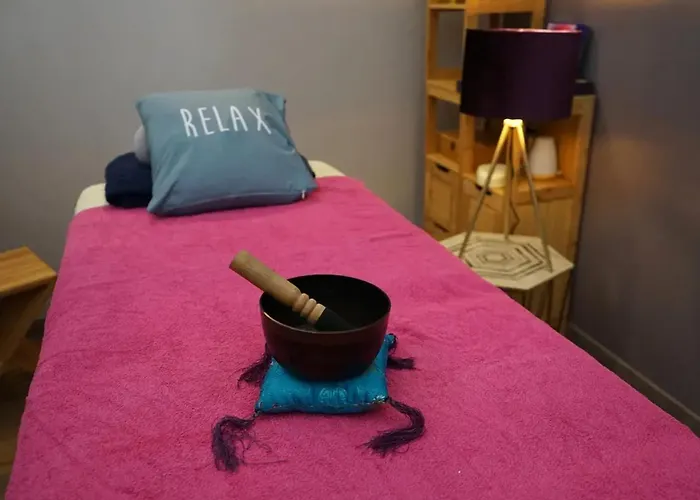 Charmante Maison Avec Piscine à Chalandray, 25 M² * Chalandray